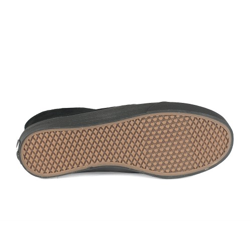 bastard store Chukka slim black
